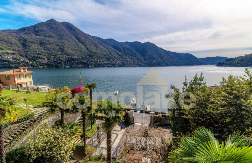 villa vista lago a Moltrasio