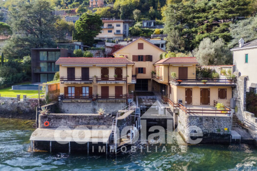 Appartamento sull’acqua con posto barca a Laglio