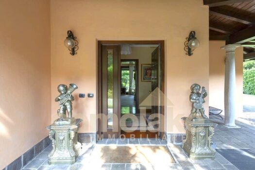 Villa signorile con piscina a Como