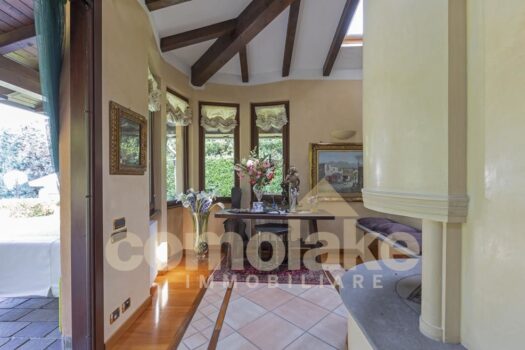 Villa signorile con piscina a Como