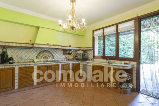 Villa signorile con piscina a Como