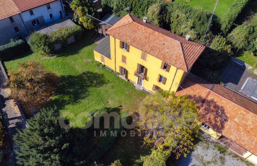 Casa indipendente nel centro di Rovenna