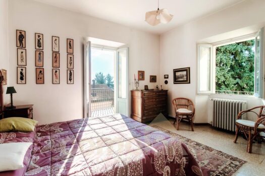 Casa di lago con ampio giardino a Carate Urio