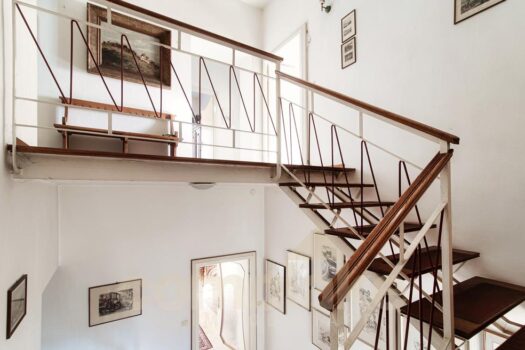 Casa di lago con ampio giardino a Carate Urio