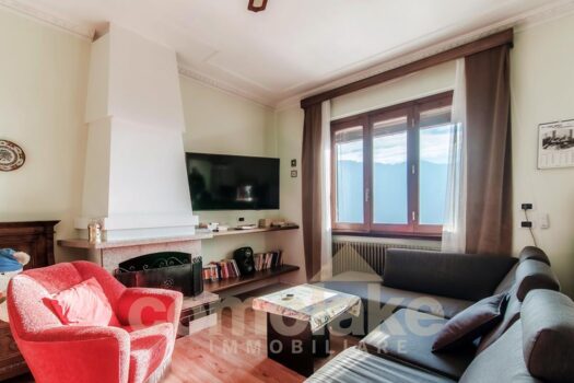 Villa indipendente con ampio giardino a Cernobbio