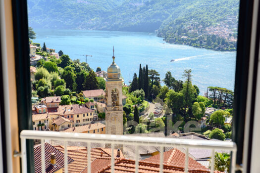 Casa con giardino e magnifica vista lago