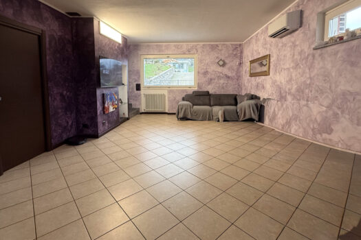 Villetta con giardino a Pianello del Lario – vista lago