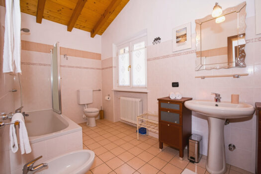 Villetta con giardino in Tremezzina – vista lago stupenda