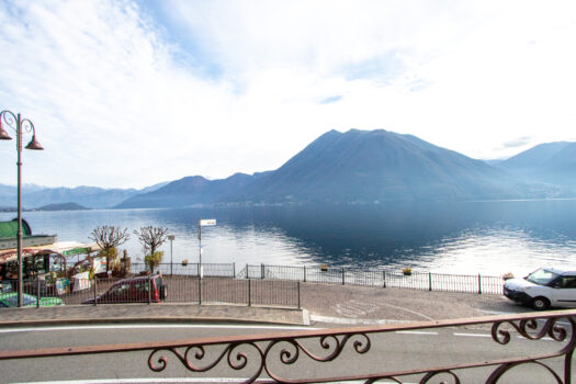 Appartamento fronte lago ad Argegno – vista lago stupenda