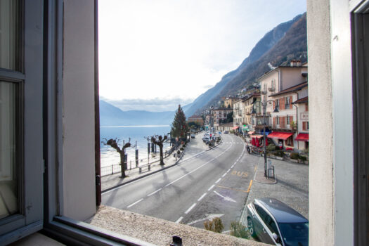 Appartamento fronte lago ad Argegno – vista lago stupenda