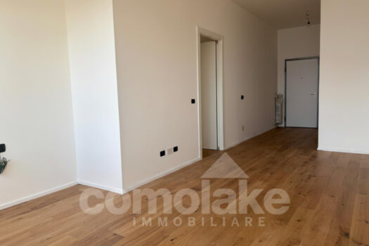Appartamento con terrazzo vista lago a Como