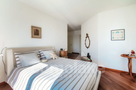 Villa moderna con giardino e vista lago a Cernobbio