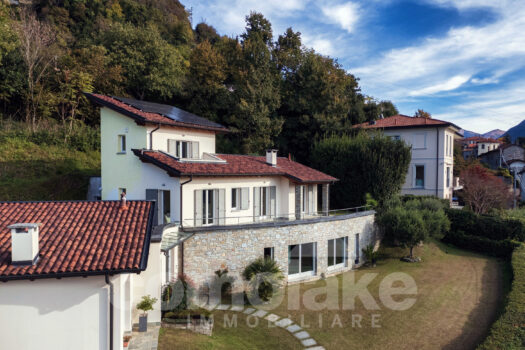 Villa moderna con giardino e vista lago a Cernobbio