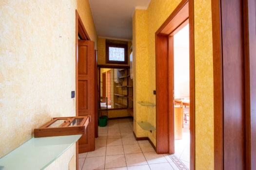 Due appartamenti con terrazzo a Colonno – vista lago