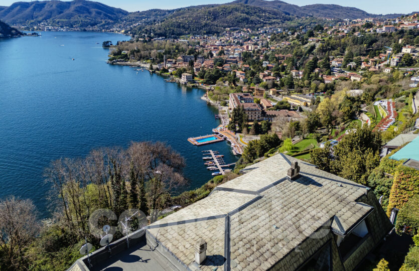 Attico con meravigliosa vista lago a Cernobbio