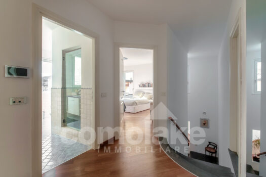 Villa moderna con giardino e vista lago a Cernobbio