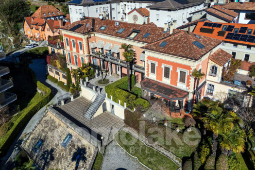 Appartamento open space in villa d’epoca in centro a Cernobbio