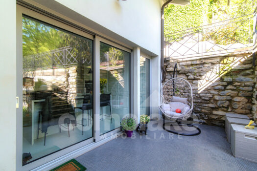 Casa di lago con giardino e vista lago a Carate Urio