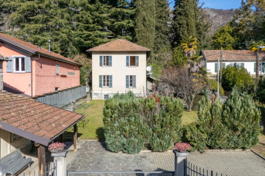 Villa con giardino in Tremezzina – vicina al centro con vista lago