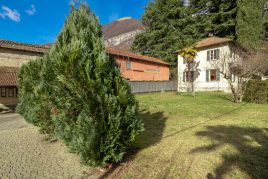 Villa con giardino in Tremezzina – vicina al centro con vista lago