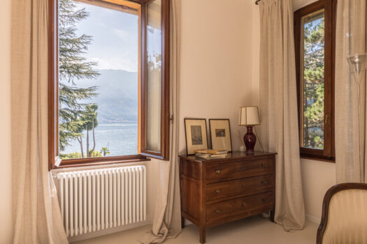 Villa direttamente a lago in Tremezzina – vista lago stupenda