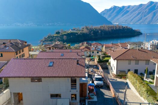 Nuove ville con piscina sul lago di Como – vista lago
