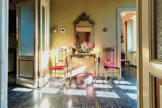 Villa classica con ampio giardino a Cernobbio