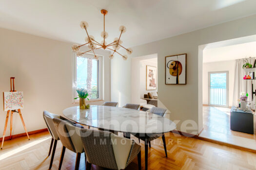 Casa di lago con giardino e vista lago a Carate Urio