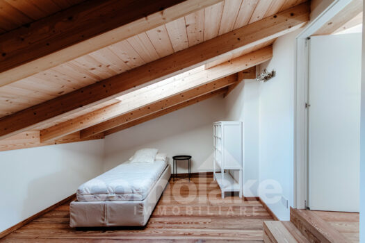 Appartamento moderno a lago vicino a Bellagio