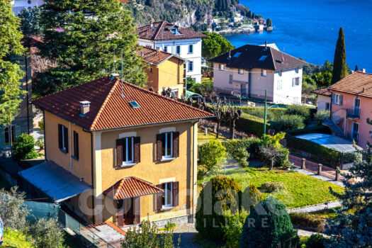 Villa classica con ampio giardino a Cernobbio