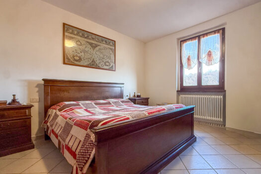 Trilocale con ampio terrazzo a Plesio – vista lago