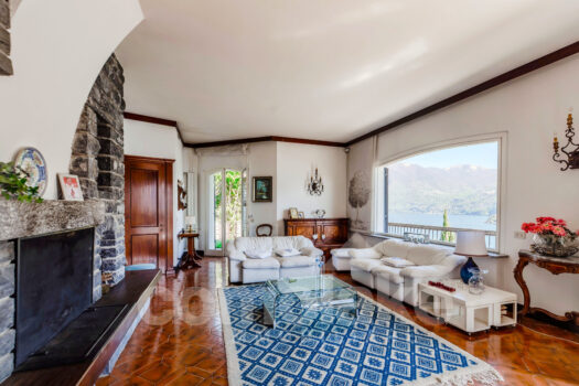 Villa con magnifica vista lago a Moltrasio