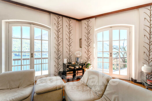 Villa con magnifica vista lago a Moltrasio