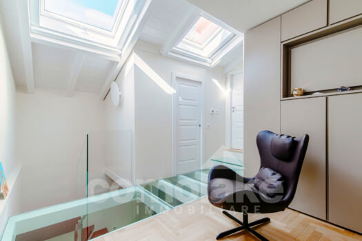 Casa di lago con giardino e vista lago a Carate Urio