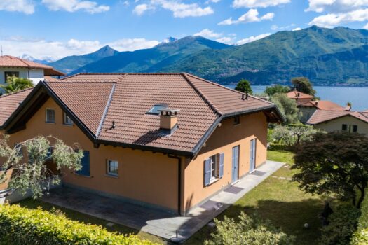Villa con giardino a Griante – vista lago