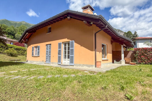Villa con giardino a Griante – vista lago