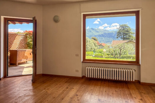Villa con giardino a Griante – vista lago