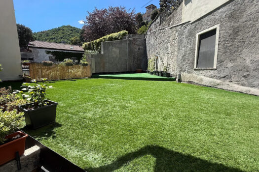 Trilocale ristrutturato in centro Menaggio – con garage e terrazzo di 85 mq
