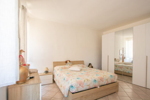 Trilocale ristrutturato in centro Menaggio – con garage e terrazzo di 85 mq