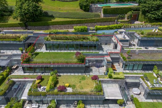 Prestigioso appartamento panoramico a Menaggio – piscina e solarium