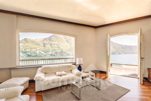 Villa con magnifica vista lago a Moltrasio