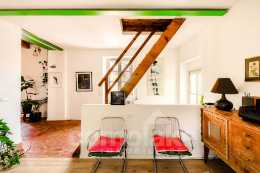 Casa di lago con giardino a Torno