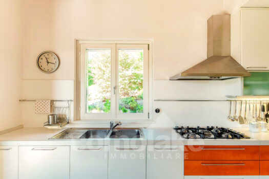 Villa moderna con giardino e vista lago a Cernobbio