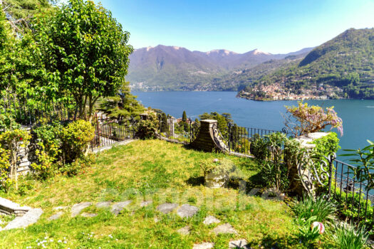 Villa con magnifica vista lago a Moltrasio