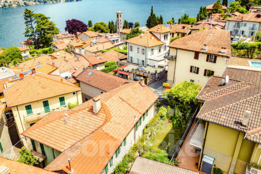 Casa di lago con giardino a Torno
