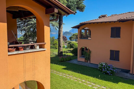 Menaggio – Due monolocali con vista lago in residence con parco secolare