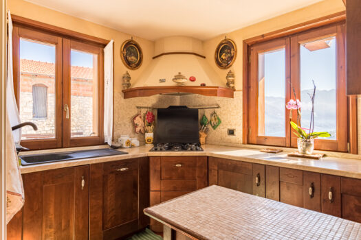 Casa indipendente con vista lago ad Argegno