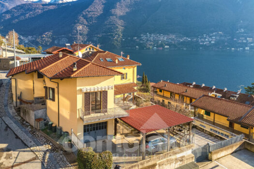 Villino indipendente vicino al lago a Laglio