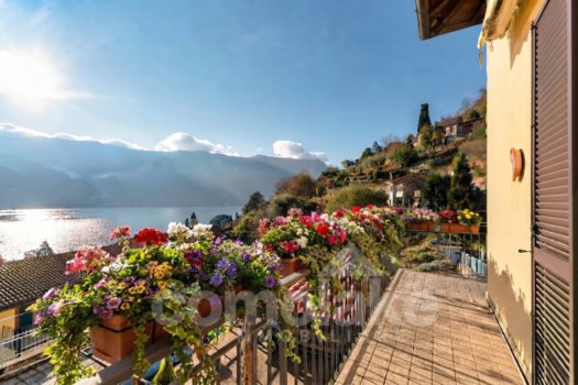 Villino indipendente vicino al lago a Laglio