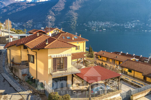 Villino indipendente vicino al lago a Laglio